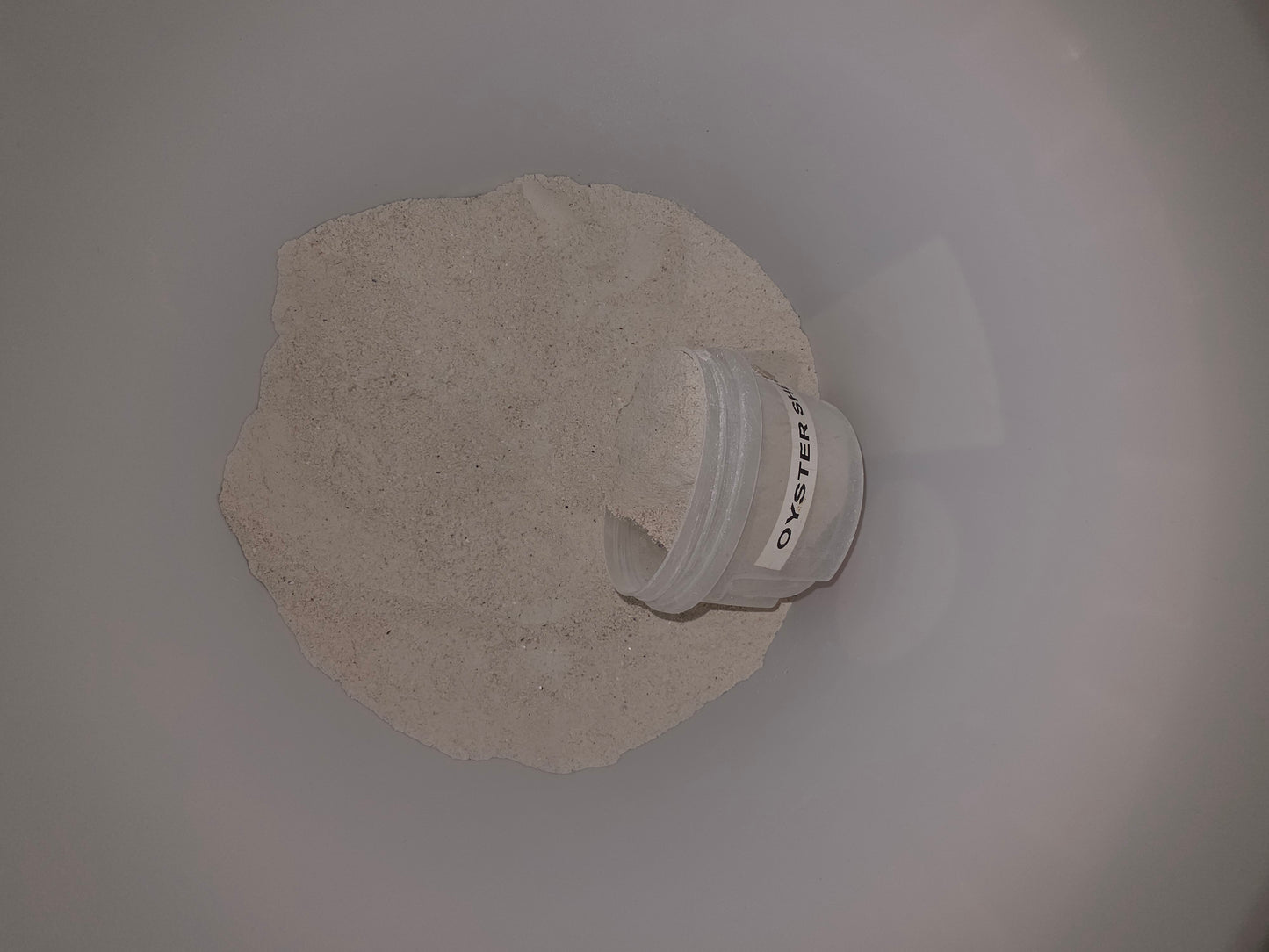 🐚 Oyster Shell Flour – 1 LB

Premium Calcium & pH Buffer for Worm Bins, Mushrooms & Gardens