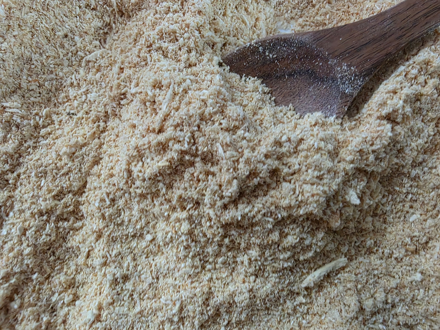 Lion’s Mane Mushroom Powder – Whole Fruiting Body

Our Lion’s Mane Mushroom Powder is made from 100% whole fruiting bodies, carefully dehydrated and finely milled to preserve natural compounds. Known for its role in brain, nerve, and cognitive support, Li